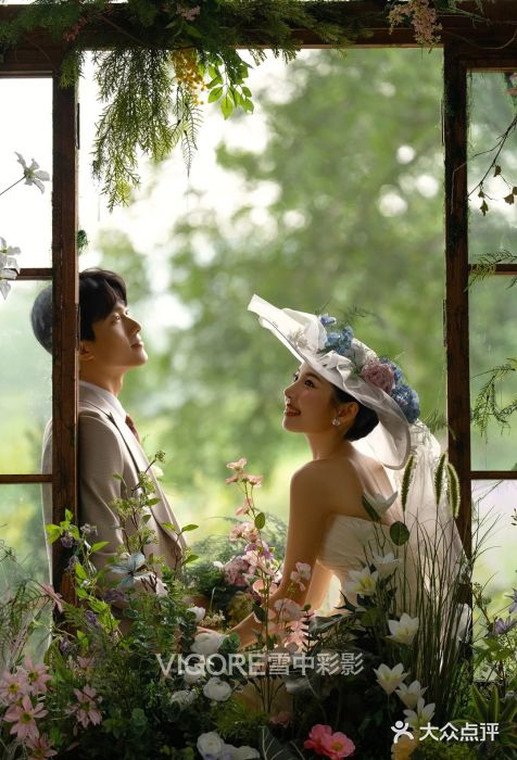 雪中彩影婚纱摄影·微光艺术中心图片