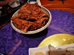 特色大铁锅烀腔骨-95号酱骨·一块豆腐(展春园西路店)