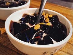 -龙巢盱眙龙虾·牛蛙·烧烤宵夜(八卦岭店)