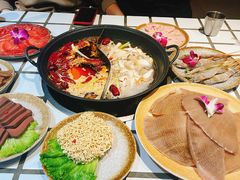 -贰回巷火锅馆(钟楼店)
