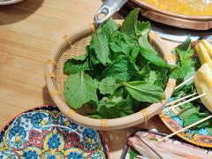 -洱火云南酸菜牛肉火锅(石景山当代商城店)