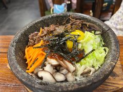 牛肉石锅拌饭-意成料理
