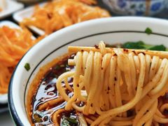 -伊穆祥牛肉面总店·清真