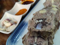 -三江源美食城