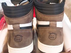 -Air Jordan(世贸天阶店)
