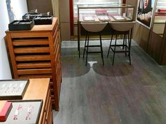 -目艮眼镜SHOWROOM(品牌集合店)