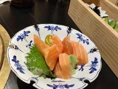 -山川小町·极番烧肉(新地假日广场店)