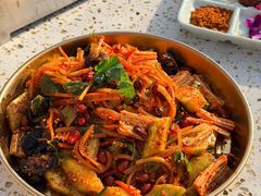-小董哥烤串·爆汁大油边(故宫店)