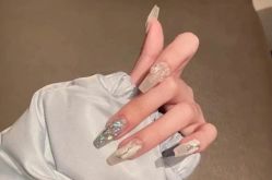 -IDO美甲美睫