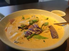 -大头虾越式风味餐厅(光明广场店)