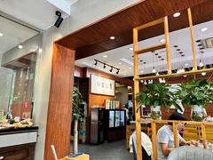 -高玛纳驴肉火烧(一世界店)