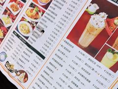 -新大咀港式茶餐厅(宝山万达店)