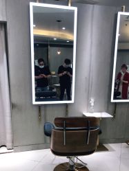 点击看大图 -八佰伴8008星级形象店