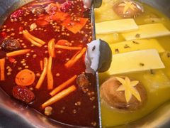 -湊湊火锅·茶憩(南京东路悦荟店)