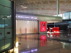-日上免税店(三径路t3店)
