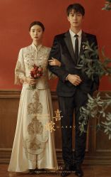 -雪中彩影婚纱摄影·微光艺术中心