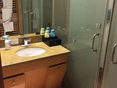 -天港漫非酒店(宁波火车站联丰地铁站店)