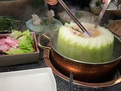 -得意咚瓜·顺德鱼生·冬瓜火锅(深圳首店)