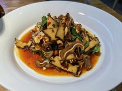 -费大厨辣椒炒肉(万家丽一店)