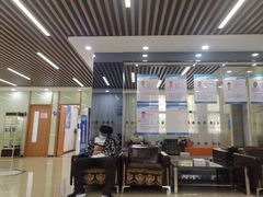 -茂菊口腔连锁(浦东南路店)