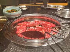 -韩烧牛中牛·甄选黑牛烤肉(黑金店)