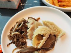 -魁牛·潮汕牛肉自助火锅(沈辽路万达店)