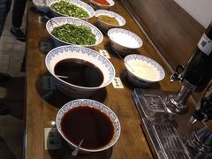 自配调料台-纸盐河码头火锅(十八梯店)