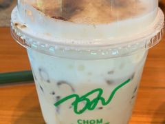 -Chom Cafe and Restaurant