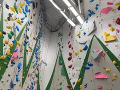 -绿壁虎攀岩基地(Tcar店)
