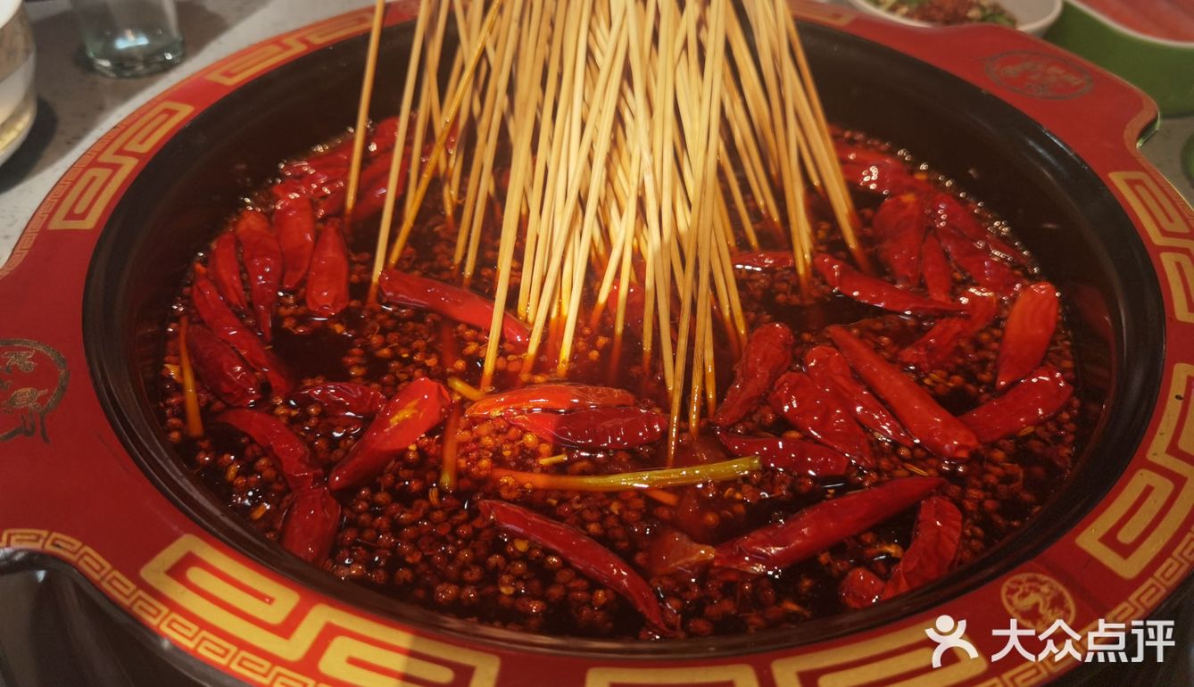 下班去吃生意也挺好的，推荐鸡胗，牛肉，粉条，土豆