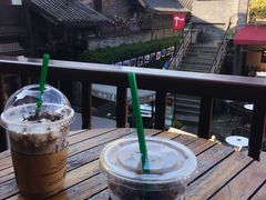 -星巴克臻选(成都宽窄巷子店)