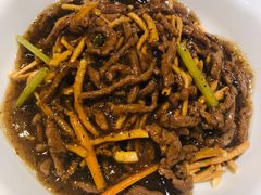 撒子牛肉丝-刘胖子家常菜·蹄花焖藕(中南店)