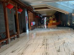 -梅园国际大酒店·自助餐厅(光明港店)