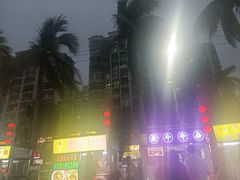 -海大南门夜市(海富街店)