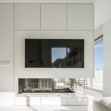 最后他们选择了最简约的风格