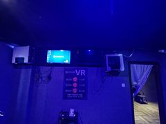 -VR 间客漫·PS电玩·虚拟现实包间游戏电竞(街道口店)