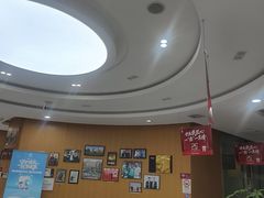 -雅悦齿科(顾村公园店)