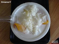 椰汁雪耳木瓜-百花传统甜品店(原址店)
