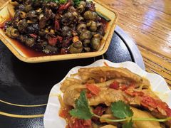 -鱼众不同·鸡公煲·烤全鱼(国顺路店)