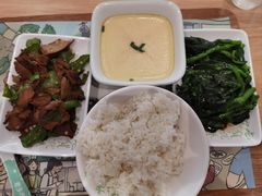 -老乡鸡(东方广场店)