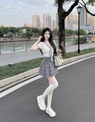 -丝语萱形象