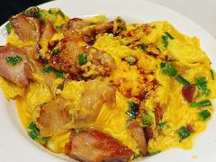 招牌叉烧葱花滑蛋饭-深仔记茶餐厅(亚士厘道店)