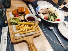 -刀叉遇上筷子中西融合餐厅(和平店)