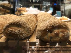 -Dough&Joe团憩(瑞虹天地月亮湾店)