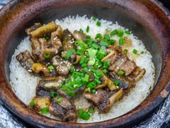 招牌黄鳝煲仔饭-红星光发煲仔饭(大石街店)