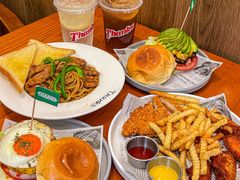 -Thanks美式餐厅(汉堡咖啡店)