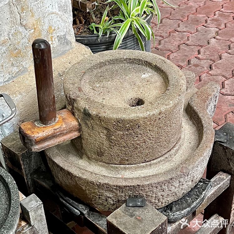 广州80年代怀旧骑楼糖水铺🍨限量供应芝麻糊