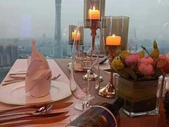 -广州富力丽思卡尔顿酒店