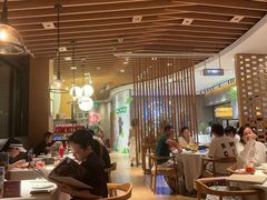 -若蘭慈·无国界素食料理(欢乐海岸店)