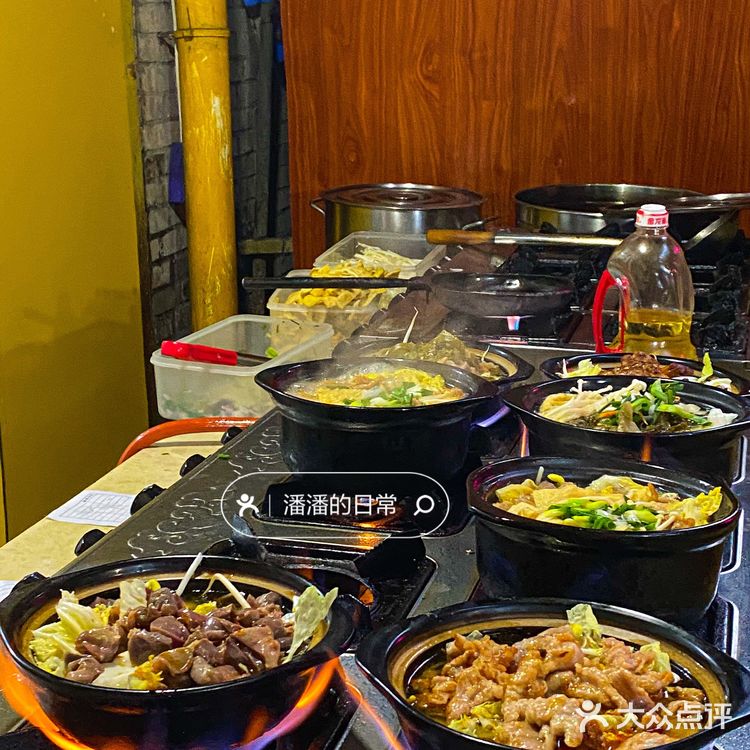 多少次来学生街...就为了这碗肉片砂锅面！！